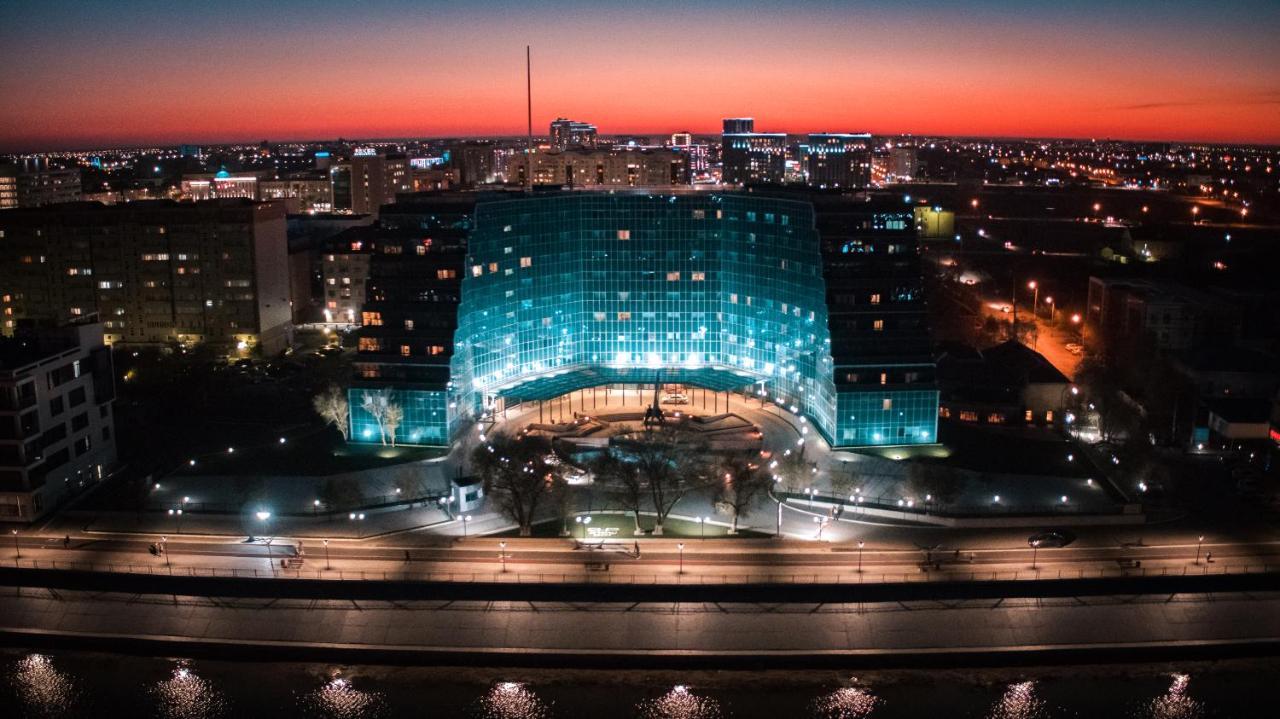 River Palace Hotel Atyrau Exterior photo